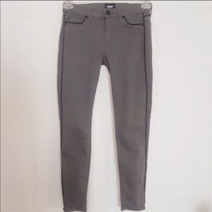 Hudson’s jeans fit Dakota super skinny